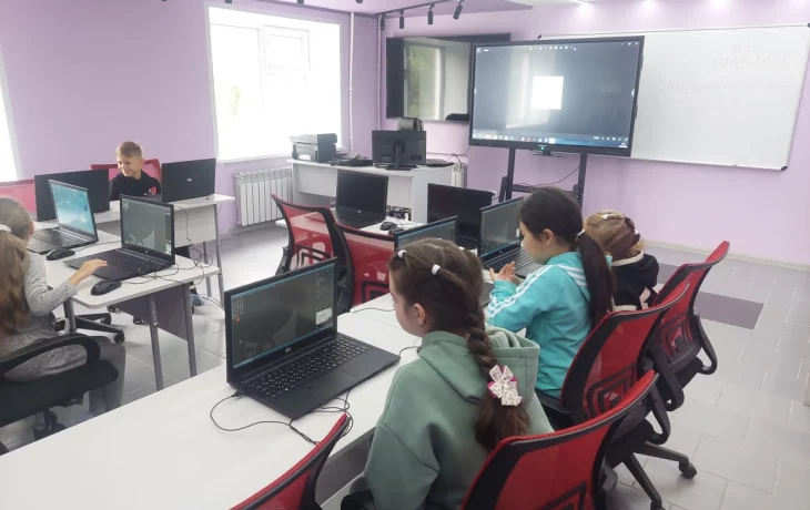 Образовательное мероприятие по направлениям "Основы дизайна и компьютерной графики" и "Мобильные раз Образовательное мероприятие по направлениям "Основы дизайна и компьютерной графики" и "Мобильные раз
